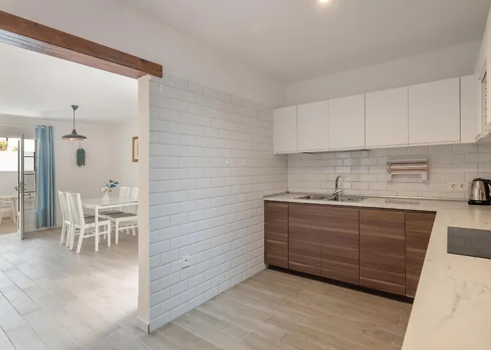 Casa Melani, Sea And Relax Feriehus Playa Honda (Lanzarote)